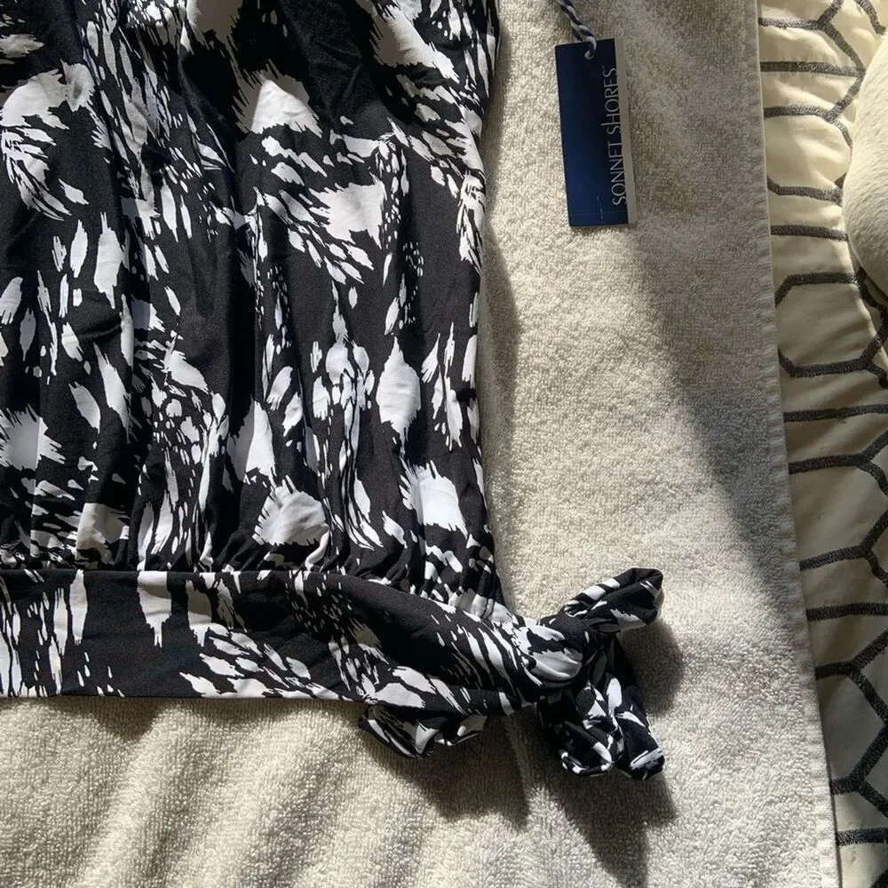 NWT Sonnet Shores Tankini Top Black and White Print Swimsuit Sz 6 Beach Cruise